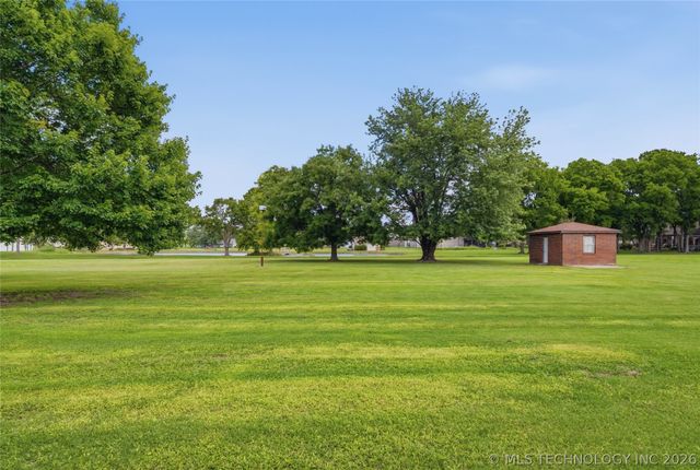 17255 E 79th Street North, Owasso, OK 74055