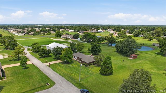17255 E 79th Street North, Owasso, OK 74055