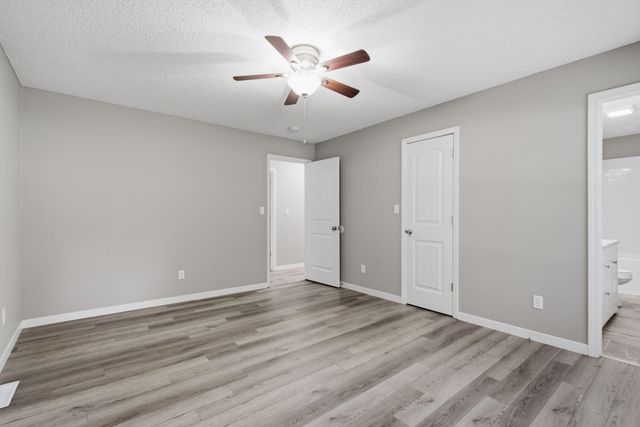 3815 S Queens Court, Springfield, MO 65807