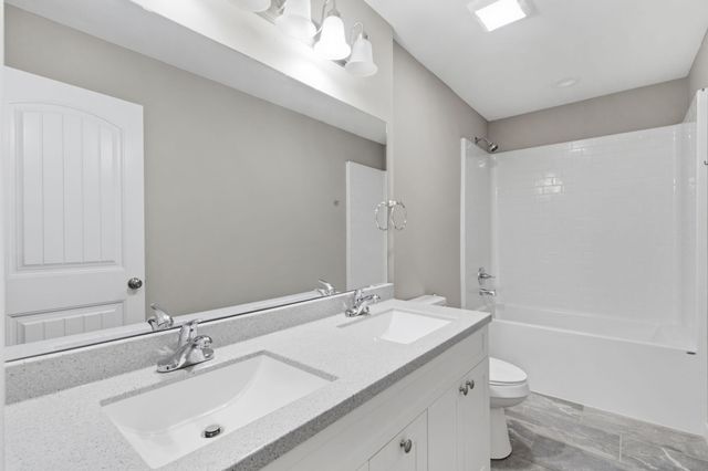 3815 S Queens Court, Springfield, MO 65807