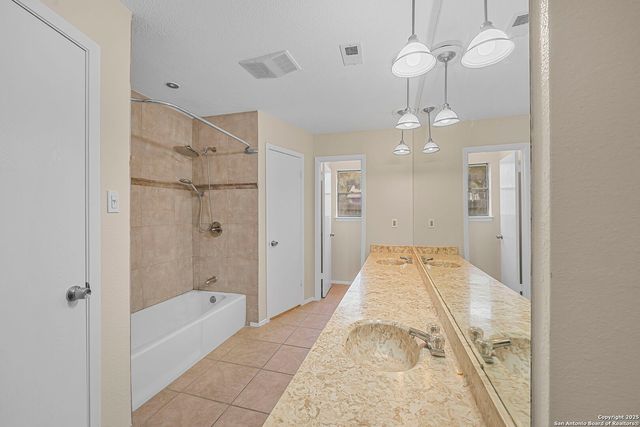 9203 Ridge Grove, San Antonio, TX 78250