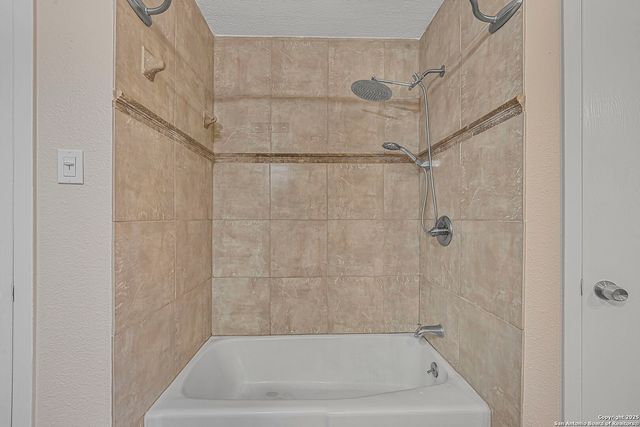 9203 Ridge Grove, San Antonio, TX 78250