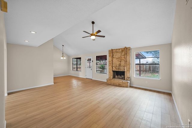 9203 Ridge Grove, San Antonio, TX 78250