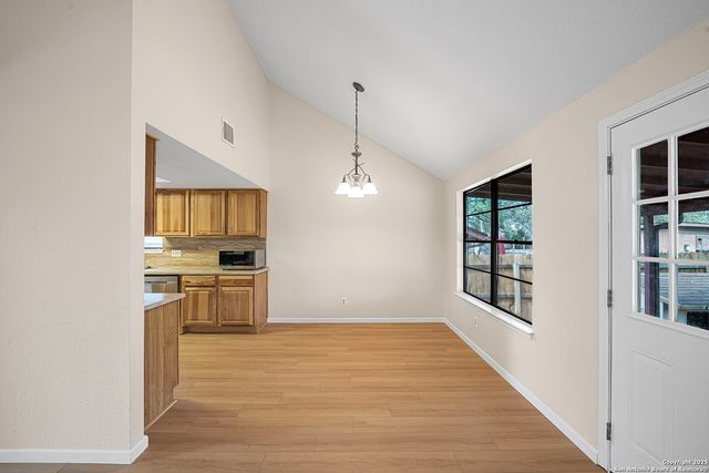 9203 Ridge Grove, San Antonio, TX 78250