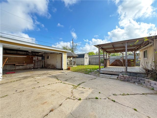 629 Sheridan Dr, Corpus Christi, TX 78412