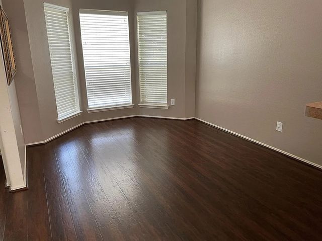1233 Mcmahan Drive, Lewisville, TX 75077