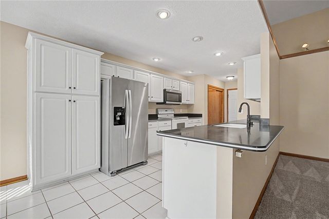 9446 Country Path Trail, Miamisburg, OH 45342