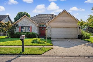9446 Country Path Trail, Miamisburg, OH 45342
