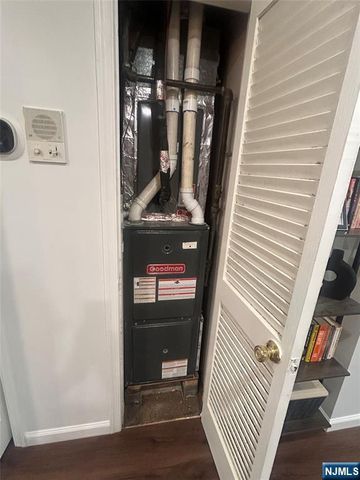 235 Dakota 10, Paterson, NJ 07503