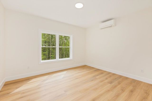 7 Spring Hill Road, Hancock, NH 03449