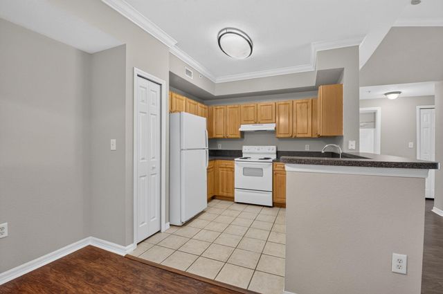15125 Michelangelo Boulevard 202, Delray Beach, FL 33446