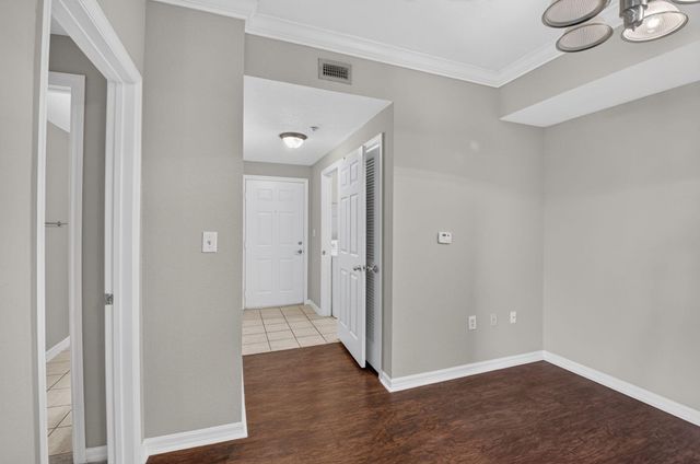 15125 Michelangelo Boulevard 202, Delray Beach, FL 33446