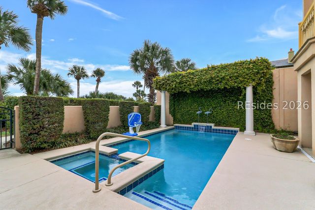 154 Shore Drive S 154, Hilton Head Island, SC 29928