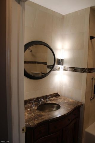 13 Baldwin Dr, Vernon Twp., NJ 07462