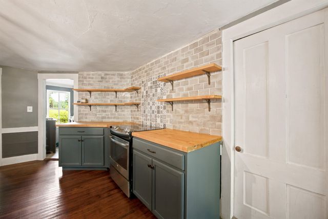 131 Waterloo Street, Warner, NH 03278