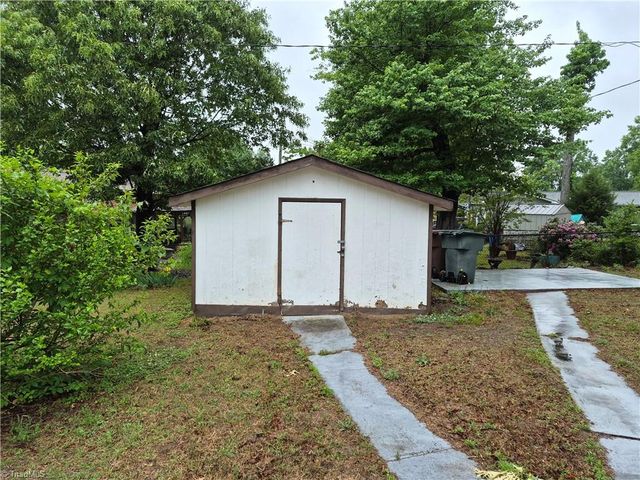 4309 Belfield Drive, Greensboro, NC 27405