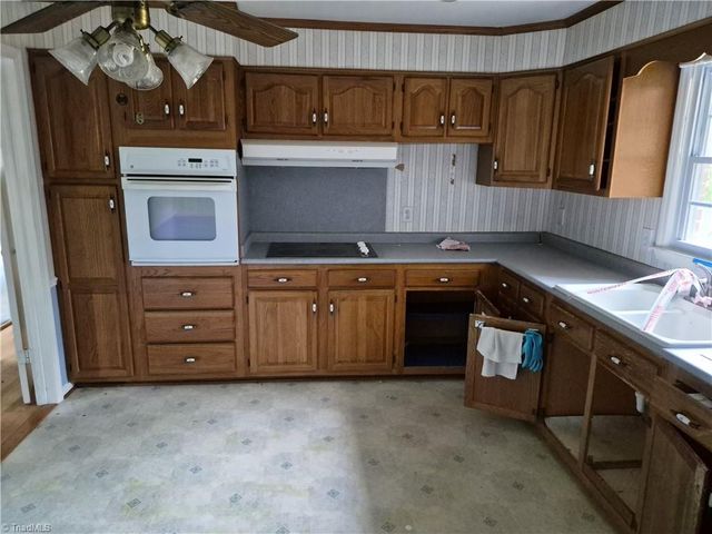 4309 Belfield Drive, Greensboro, NC 27405