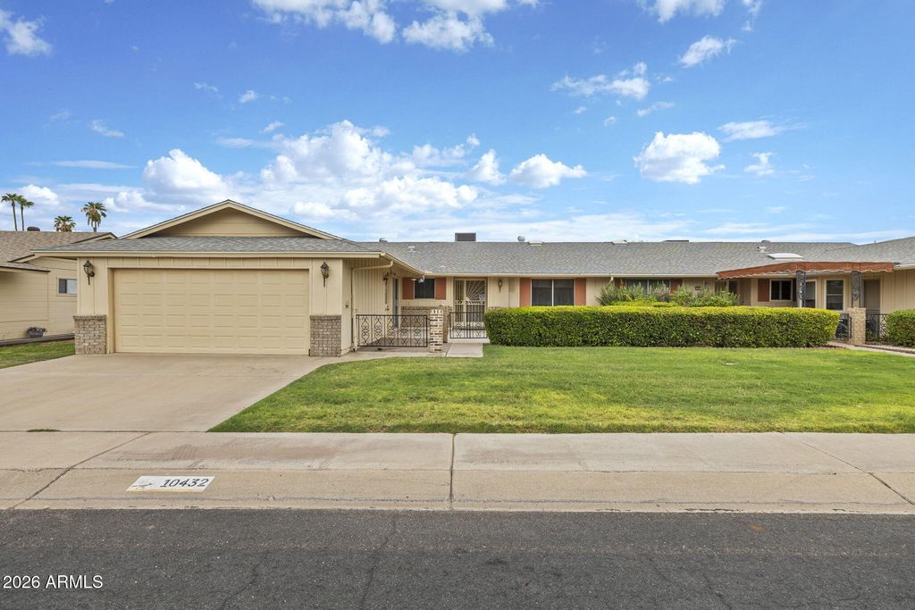 10432 W DESERT FOREST Circle, Sun City, AZ 85351 — exterior
