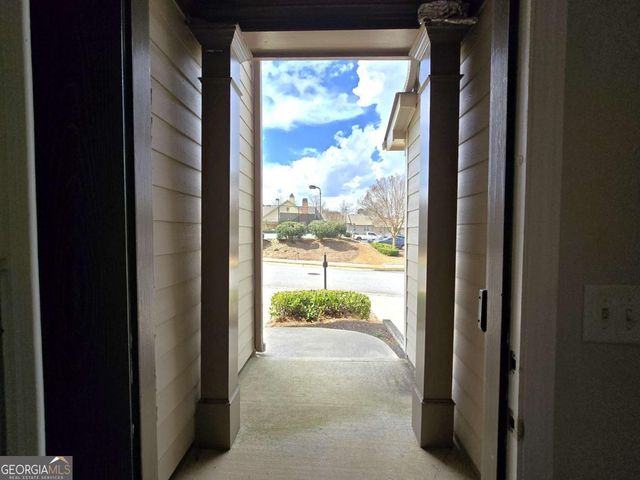 3470 Sardis Bend Drive, Buford, GA 30519