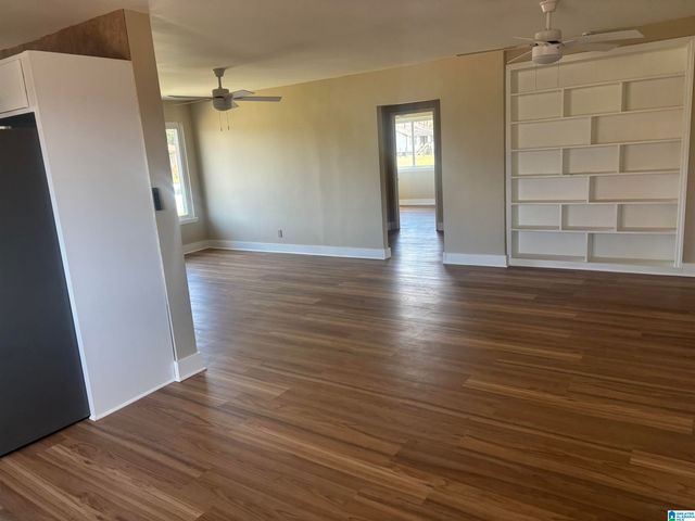 1 S HAMMETT AVENUE, Sylacauga, AL 35150