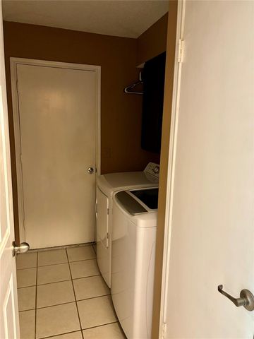 3909 Ashwood Drive, Pearland, TX 77584