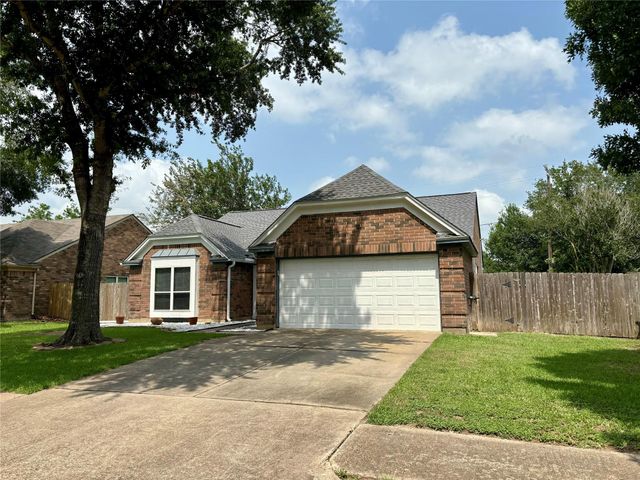 3909 Ashwood Drive, Pearland, TX 77584