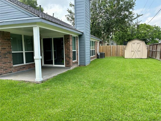 3909 Ashwood Drive, Pearland, TX 77584