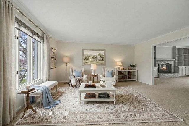 12209 Aberdeen Road, Leawood, KS 66209