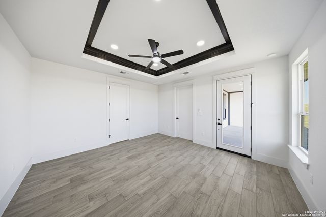 113 Hidden Cove, Floresville, TX 78114