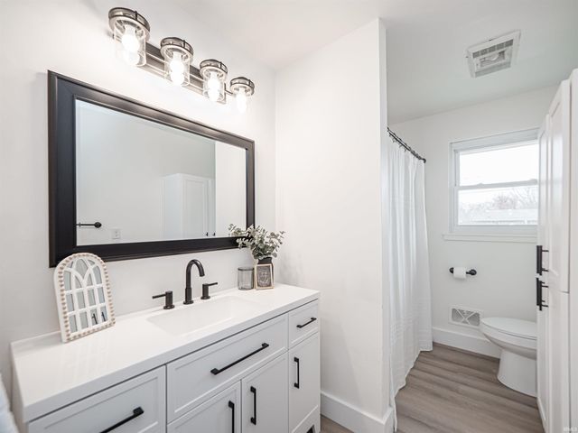 3900 E Diamond Avenue, Evansville, IN 47715