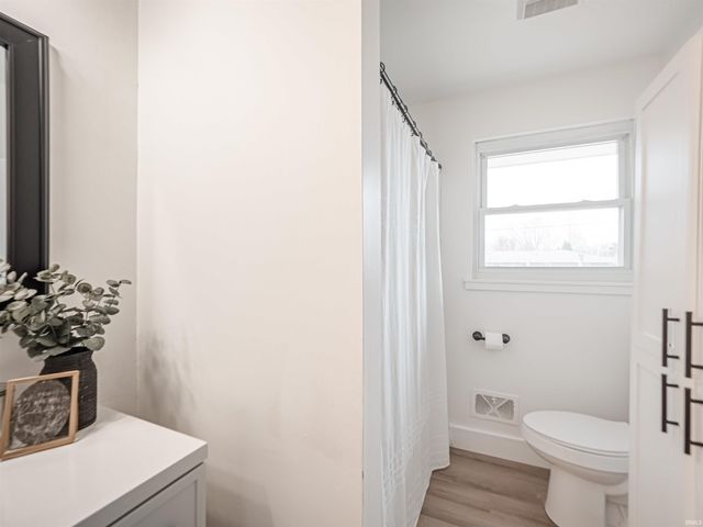 3900 E Diamond Avenue, Evansville, IN 47715