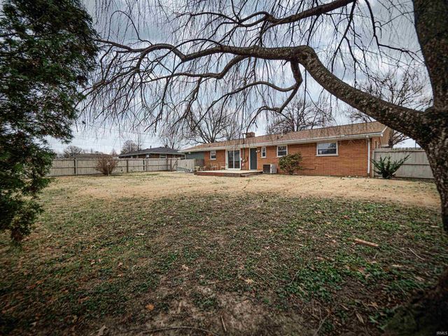 3900 E Diamond Avenue, Evansville, IN 47715