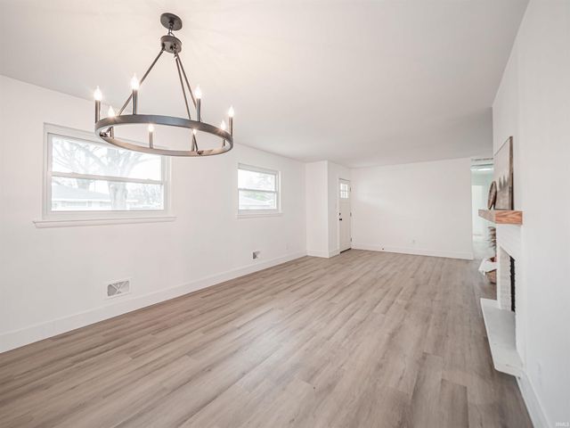 3900 E Diamond Avenue, Evansville, IN 47715