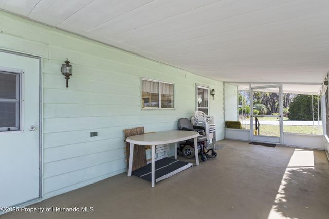 7156 Fairlane Avenue, Brooksville, FL 34613