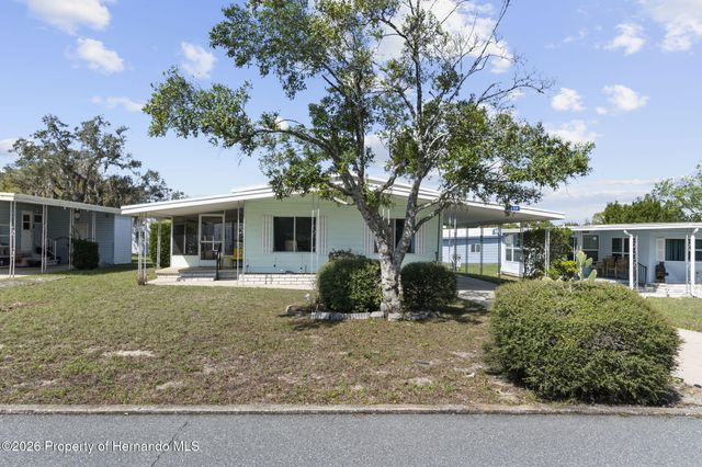 7156 Fairlane Avenue, Brooksville, FL 34613
