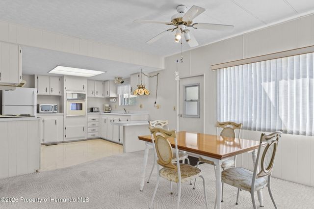 7156 Fairlane Avenue, Brooksville, FL 34613