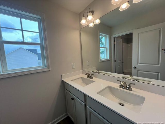 350 Palomo Place, Raeford, NC 28376
