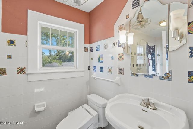 920 Daytona Avenue, Holly Hill, FL 32117