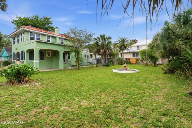 920 Daytona Avenue, Holly Hill, FL 32117