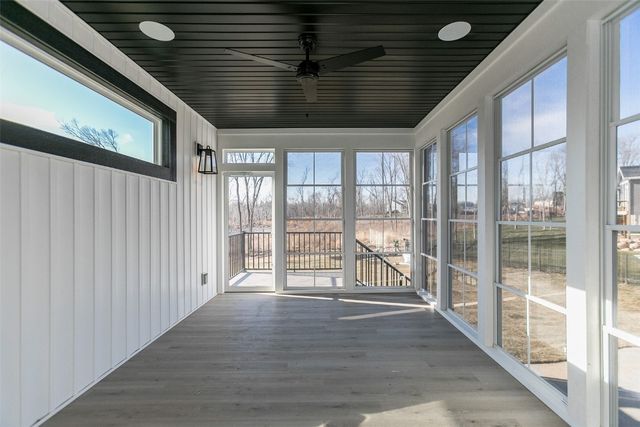 5750 Meadow Grass Circle SE, Cedar Rapids, IA 52403