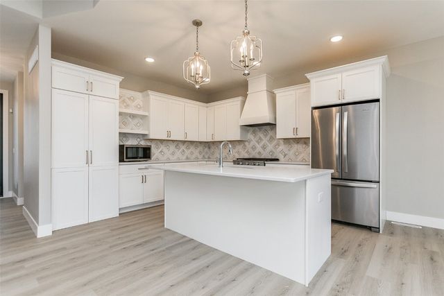 5750 Meadow Grass Circle SE, Cedar Rapids, IA 52403