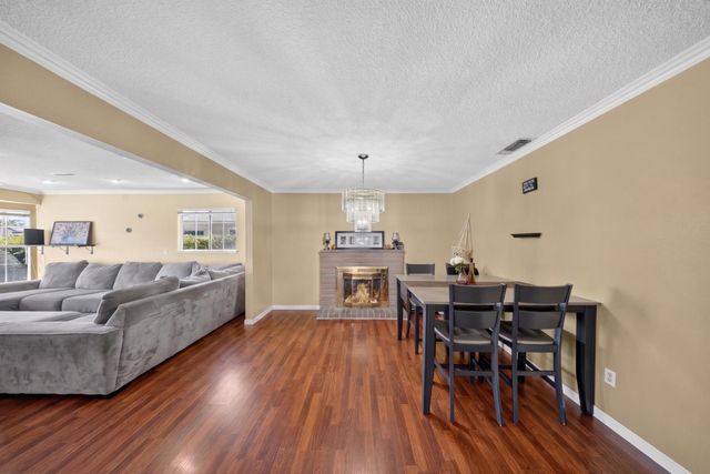 7560 Lemarsh Way, Sacramento, CA 95822