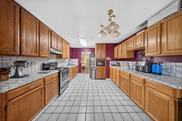 7560 Lemarsh Way, Sacramento, CA 95822