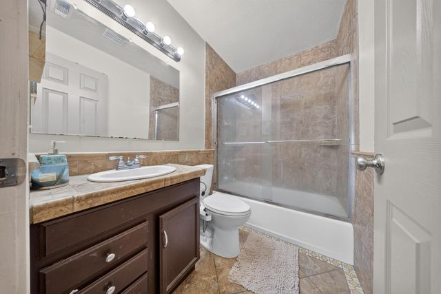 7560 Lemarsh Way, Sacramento, CA 95822