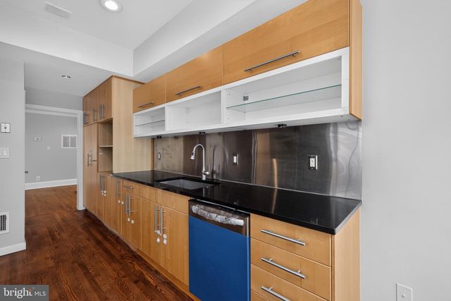 1819 RIGGS PL NW, Washington, DC 20009