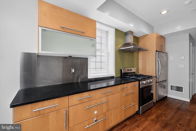 1819 RIGGS PL NW, Washington, DC 20009