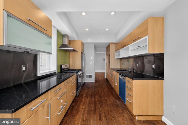 1819 RIGGS PL NW, Washington, DC 20009