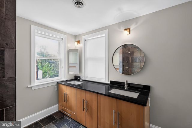 1819 RIGGS PL NW, Washington, DC 20009