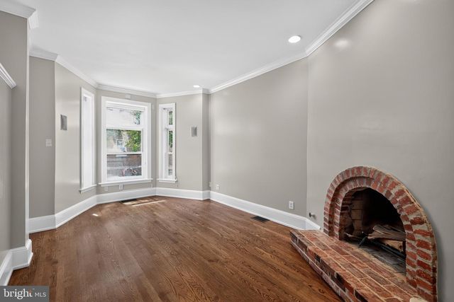 1819 RIGGS PL NW, Washington, DC 20009