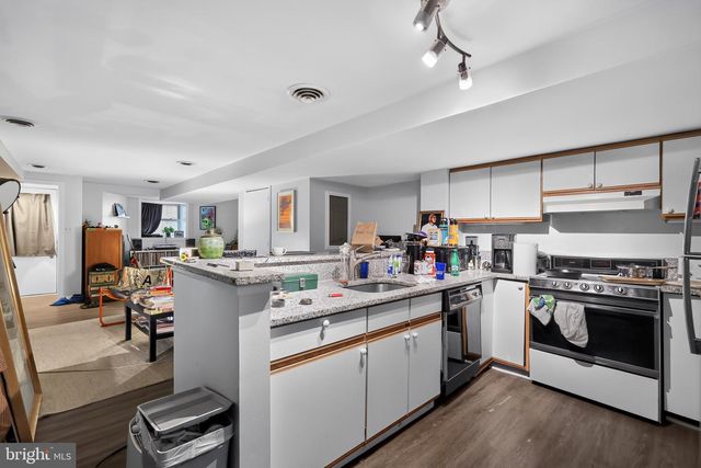 1819 RIGGS PL NW, Washington, DC 20009